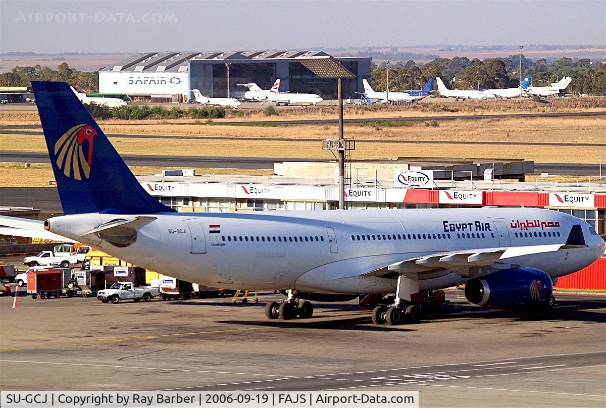 SU-GCJ, 2005 Airbus A330-243 C/N 709, Airbus A330-243 [709] (EgyptAir) Johannesburg Int~ZS 19/09/2006