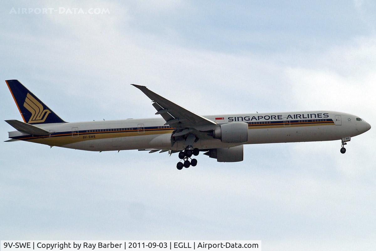 9V-SWE, 2006 Boeing 777-312/ER C/N 34570, Boeing 777-312ER [34570] (Singapore Airlines) Home~G 03/09/2011. On approach 27L.