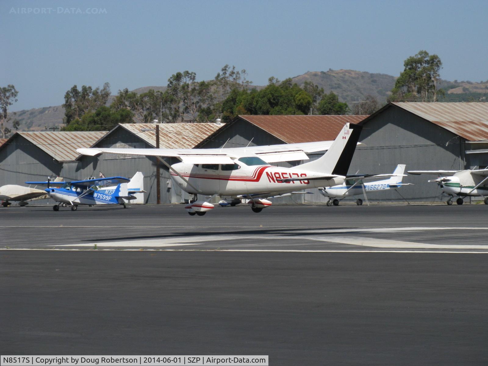 N8517S, 1965 Cessna 182H Skylane C/N 18256617, 1965 Cessna 182H SKYLANE, Continental O-470 230 Hp, landing Rwy 22