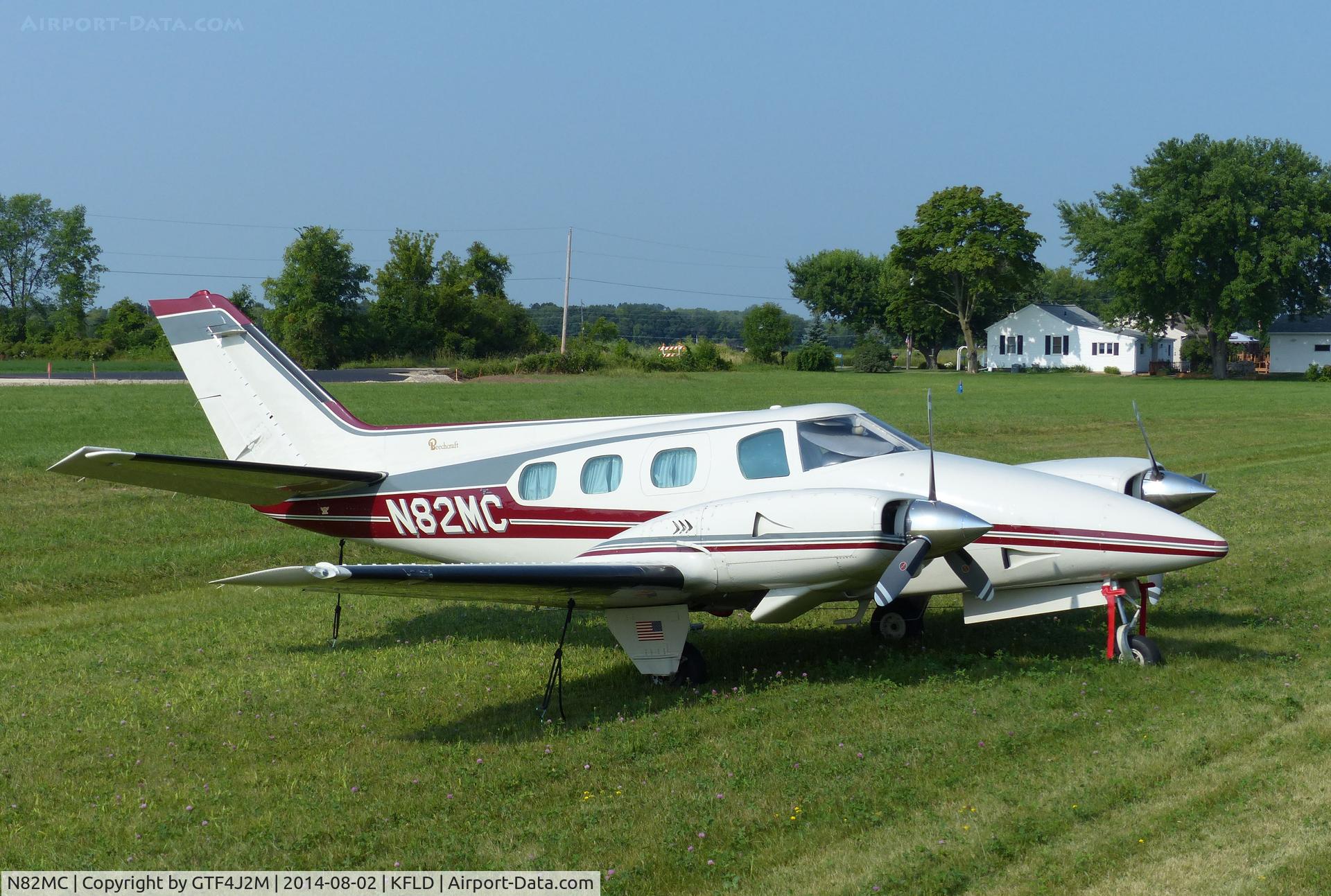 N82MC, 1972 Beech A60 Duke C/N P-210, N82MC  at Fond du Lac 2.8.14