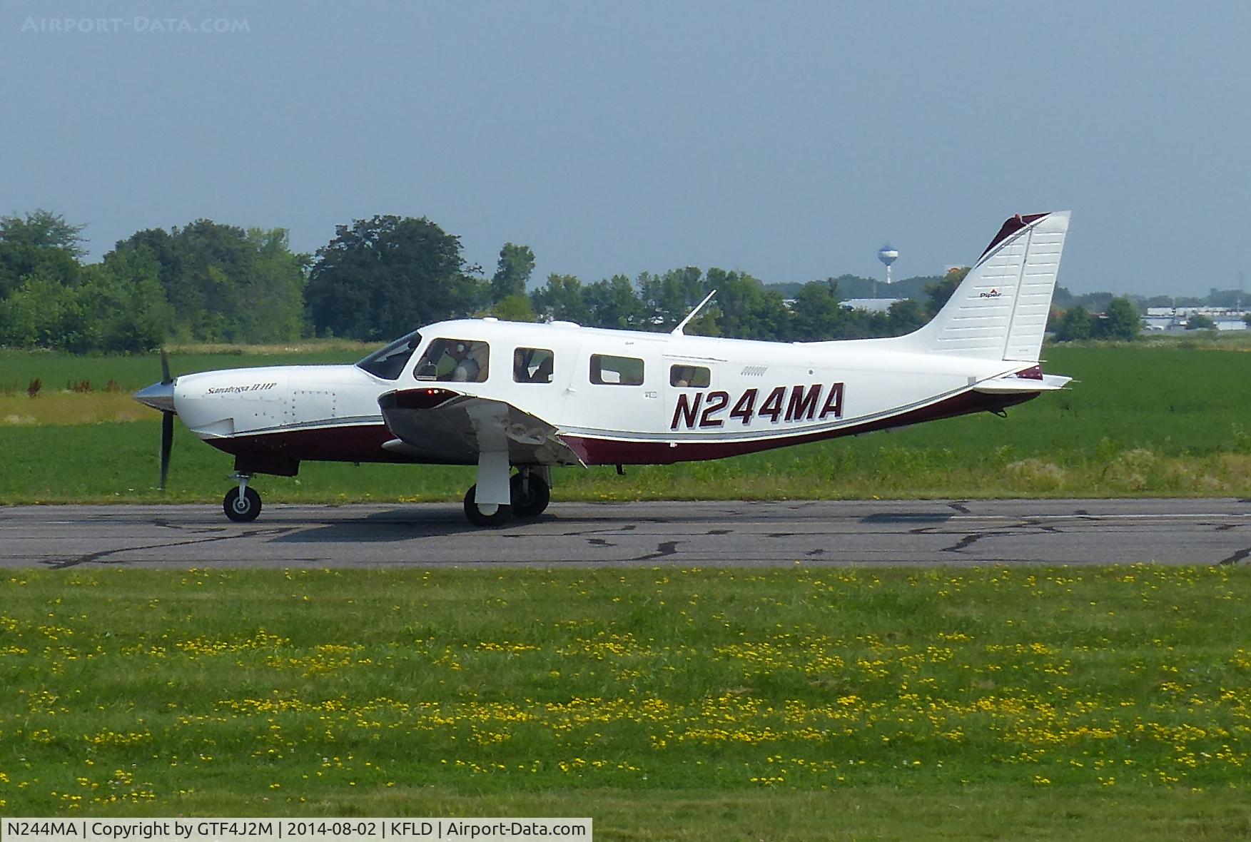 N244MA, Piper PA-32R-301 C/N 3246218, N244MA  at Fond du Lac 2.8.14