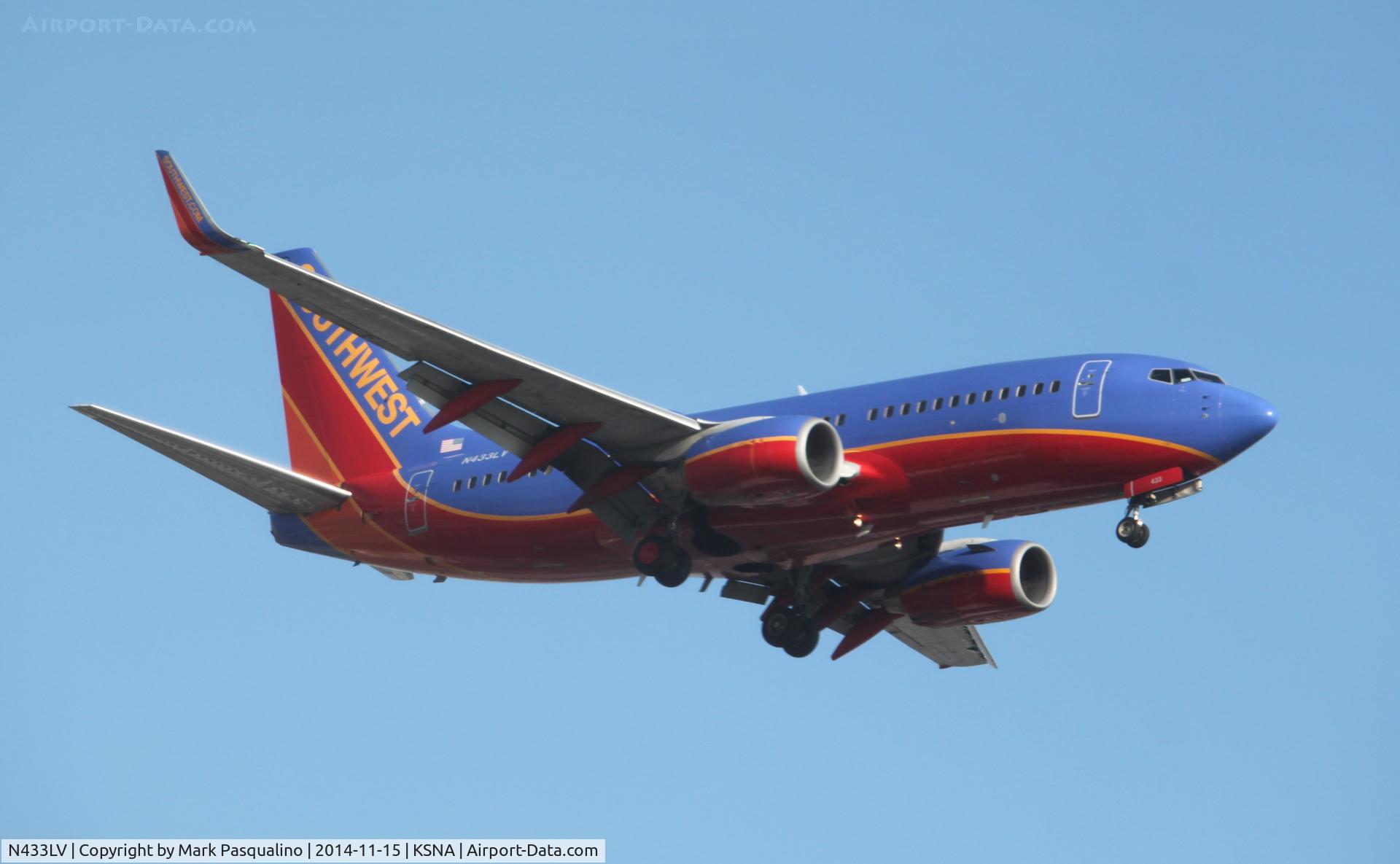 N433LV, 2003 Boeing 737-7H4 C/N 33716, Boeing 737-700