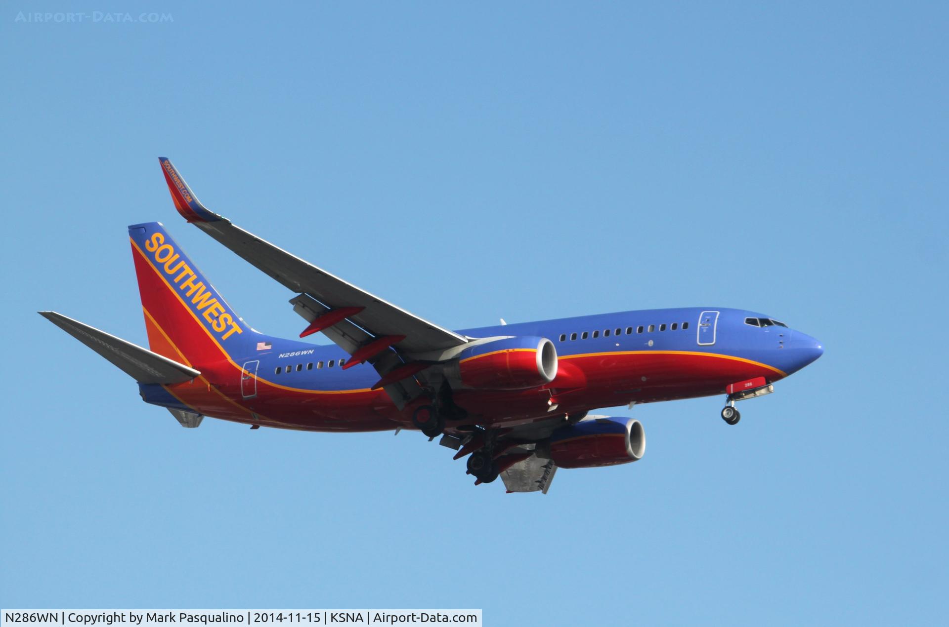 N286WN, 2004 Boeing 737-7H4 C/N 32471, Boeing 737-700