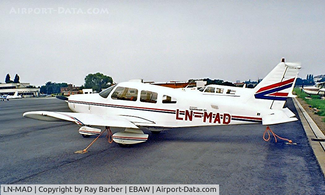 LN-MAD, 1981 Piper PA-28-161 Cherokee Warrior II C/N 28-8116087, Piper PA-28-161 Warrior II [28-8116087] Antwerp-Deurne~OO 14/09/1985