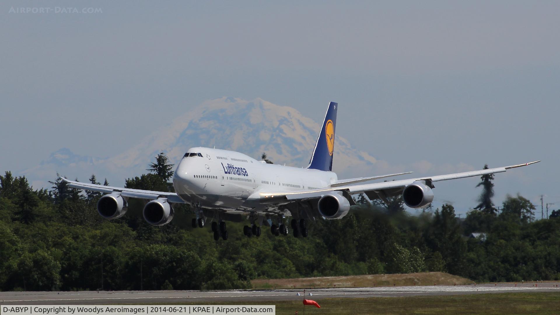 D-ABYP, 2014 Boeing 747-830 C/N 37839, Landing on 34L after a test flight