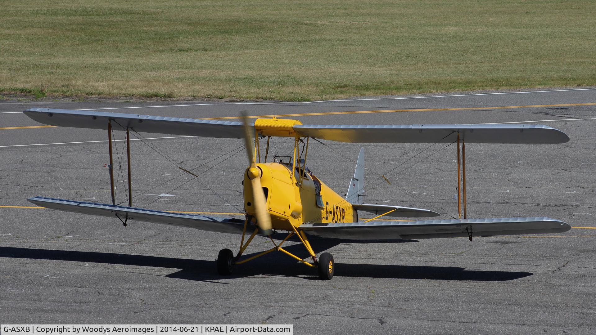 G-ASXB, 1938 De Havilland DH-82A Tiger Moth II C/N 3852, Returning on Kilo 6 after a flight.