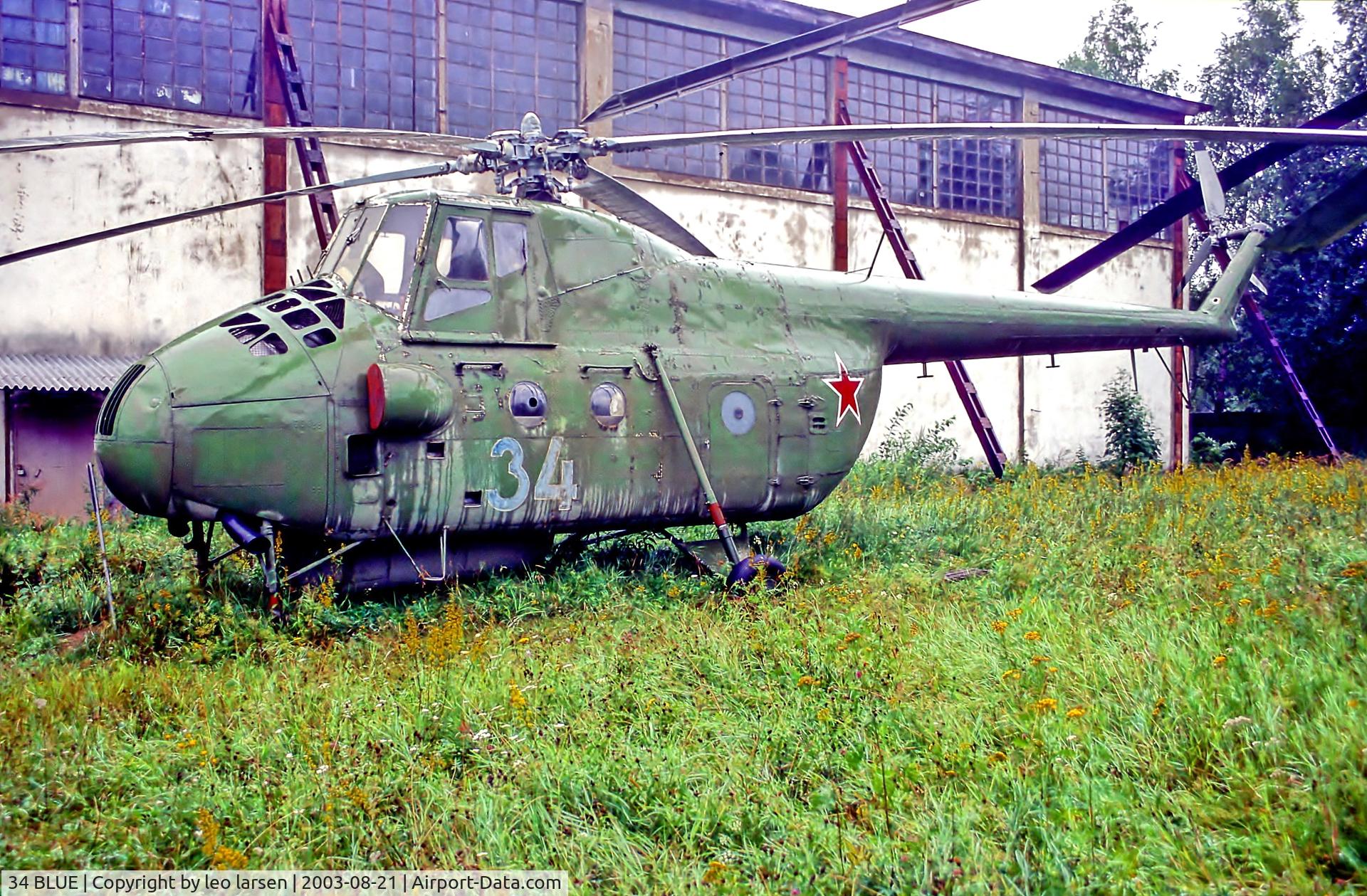 34 BLUE, 1953 Mil Mi-4 C/N 11 04, Monino Moscow 21.8.03
