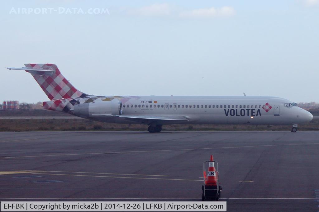 EI-FBK, 2004 Boeing 717-2BL C/N 55182, Taxiing