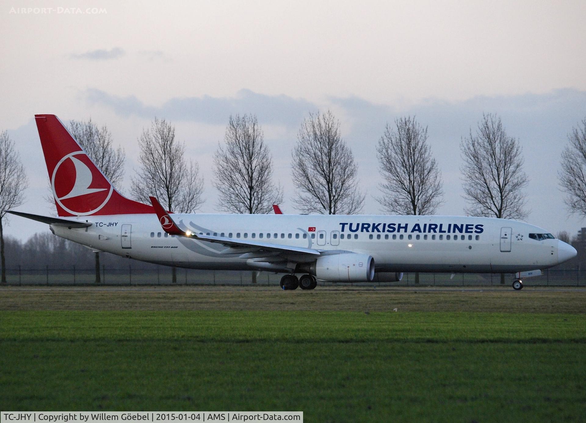 TC-JHY, 2014 Boeing 737-8F2 C/N 42003, Taxi to runway 36L of Schiphol Airport