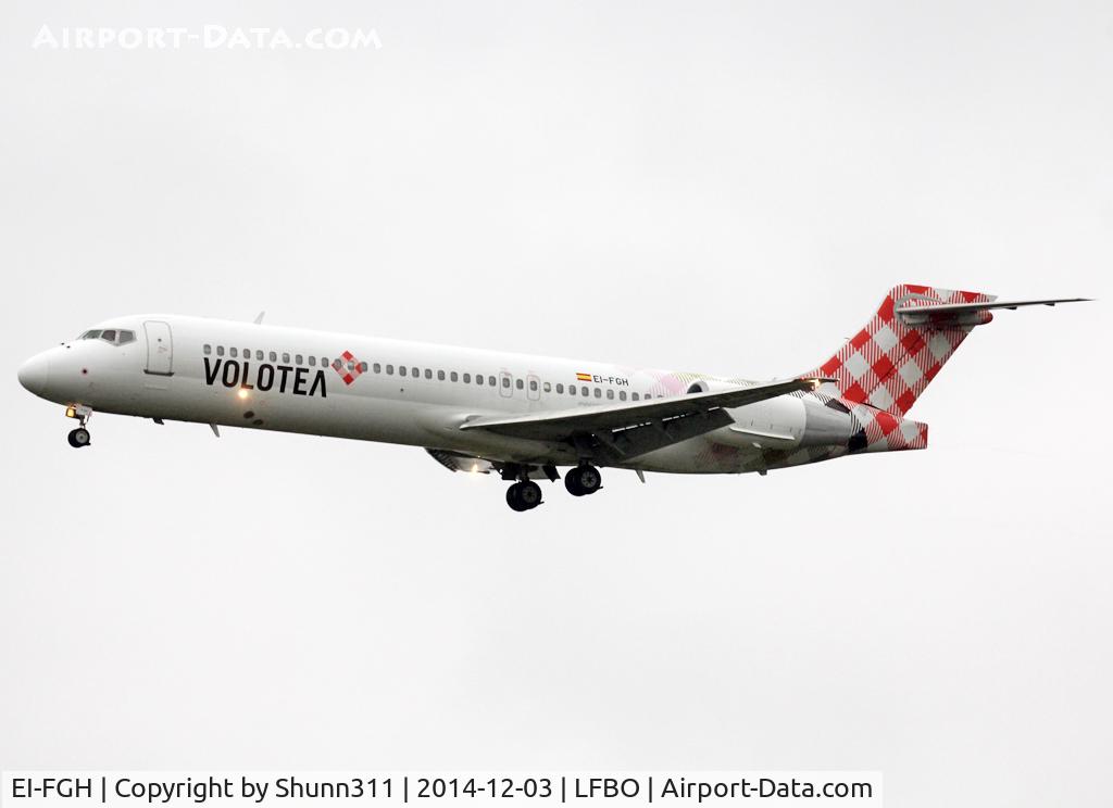 EI-FGH, 2003 Boeing 717-2BL C/N 55169, Landing rwy 32L... Ex. EC-LQS