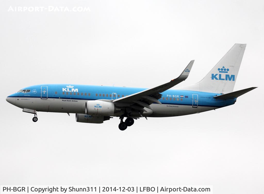 PH-BGR, 2011 Boeing 737-7K2 C/N 39446, Landing rwy 32L