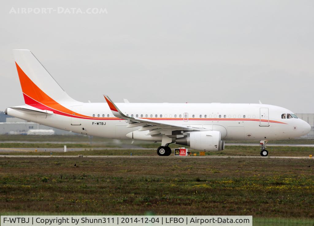 F-WTBJ, 2013 Airbus ACJ319 (A319-115/CJ) C/N 5768, C/n 5768 - To be HL8080