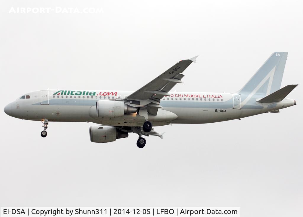 EI-DSA, 2006 Airbus A320-216 C/N 2869, Landing rwy 32L in 