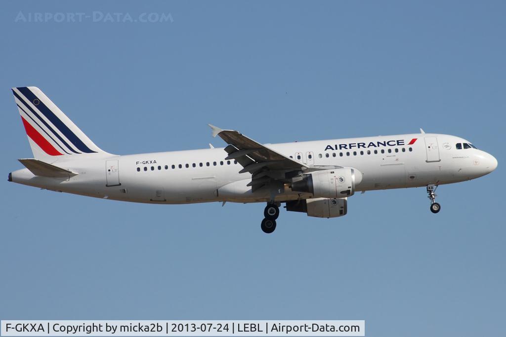 F-GKXA, 1991 Airbus A320-211 C/N 287, Landing. Scrapped in november 2017