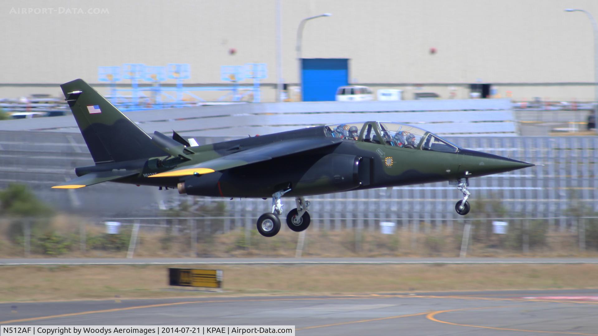 N512AF, 1981 Dassault-Dornier Alpha Jet C/N 0115, Landing on 16R