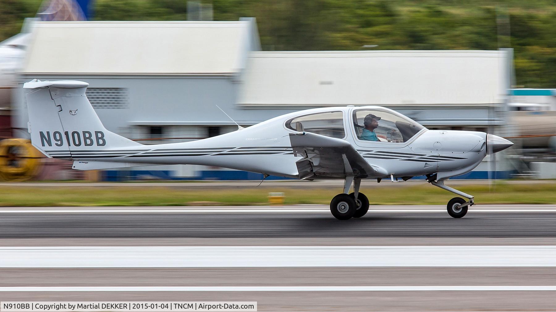 N910BB, 2008 Diamond DA-40 Diamond Star C/N 40.910, take off sxm