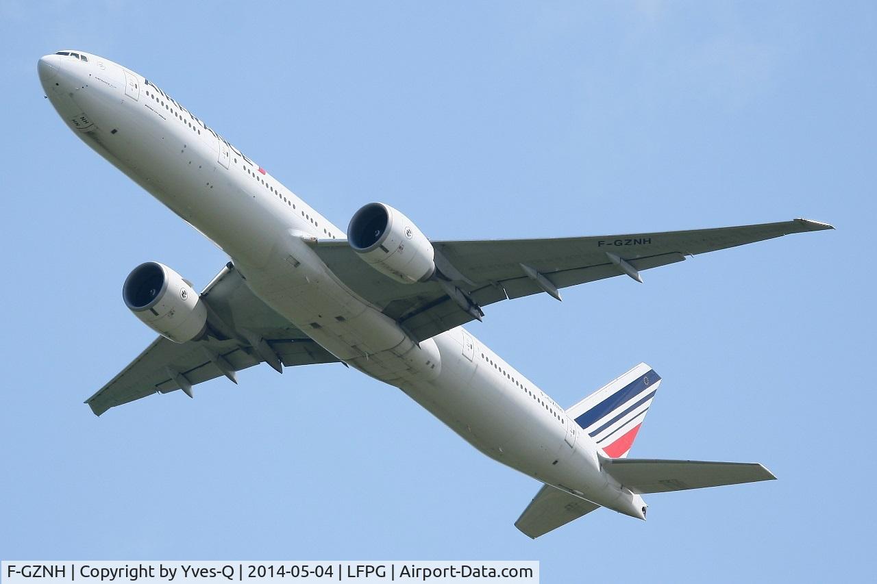 F-GZNH, 2010 Boeing 777-328/ER C/N 35544, Air France Boeing 777-328ER, Take off rwy 27L, Roissy Charles De Gaulle airport (LFPG-CDG)