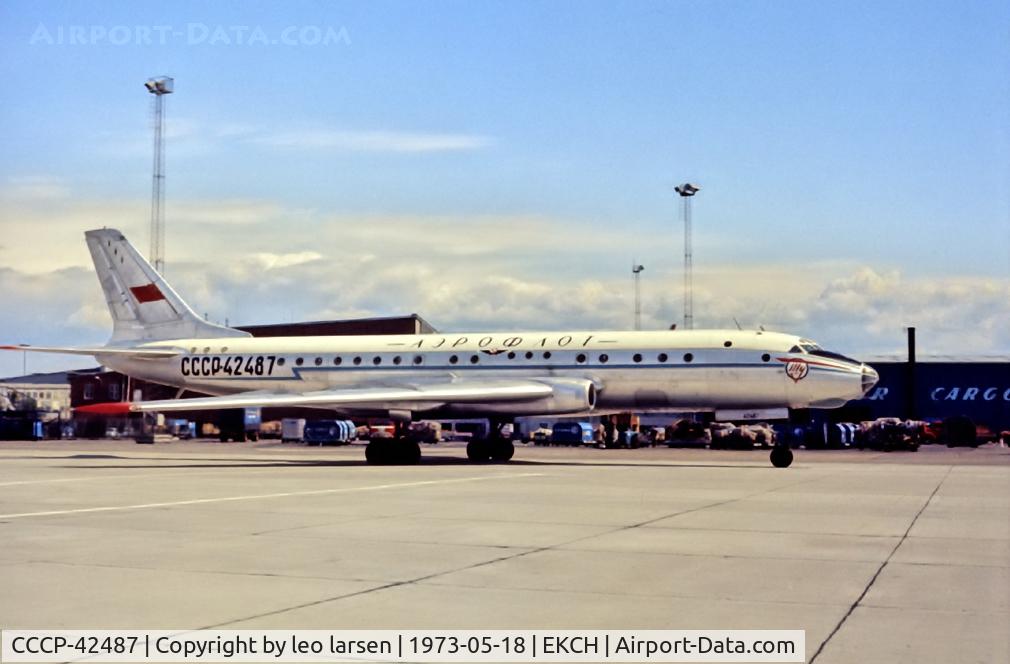CCCP-42487, 1960 Tupolev Tu-104B C/N 021505, Copenhagen 18.5.73