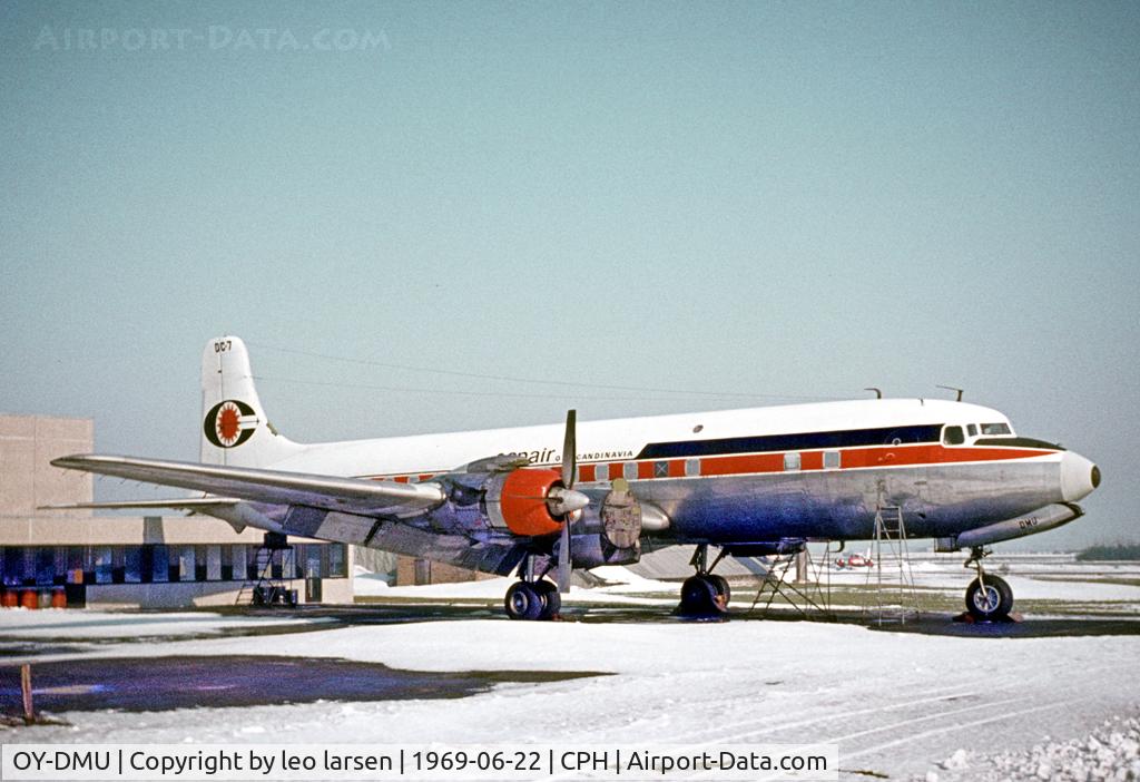 OY-DMU, 1954 Douglas DC-7 C/N 44135, Copenhagen 22.6.69