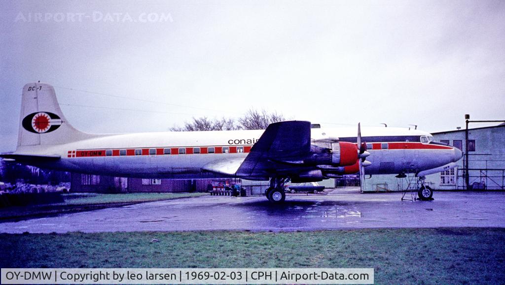 OY-DMW, 1954 Douglas DC-7 C/N 44142, Copenhagen 3.2.69