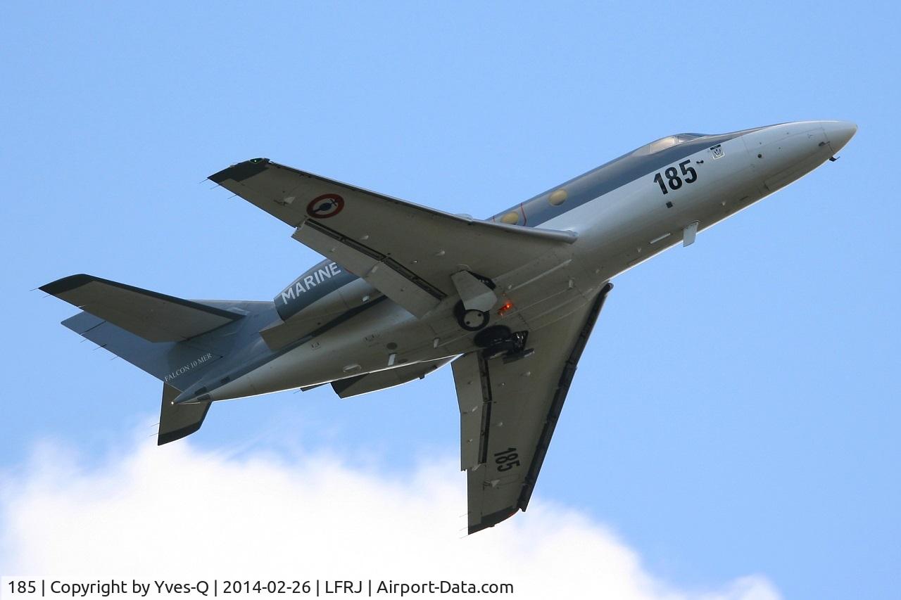 185, Dassault Falcon 10MER C/N 185, Dassault Falcon 10MER, Take off rwy 26, Landivisiau Naval Air Base (LFRJ)