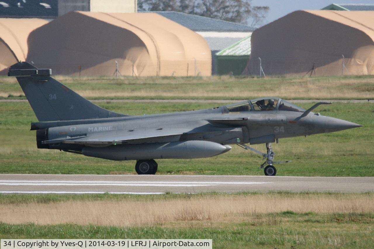 34, Dassault Rafale M C/N 34, Dassault Rafale M, Taxiing after landing rwy 26, Landivisiau Naval Air Base (LFRJ)
