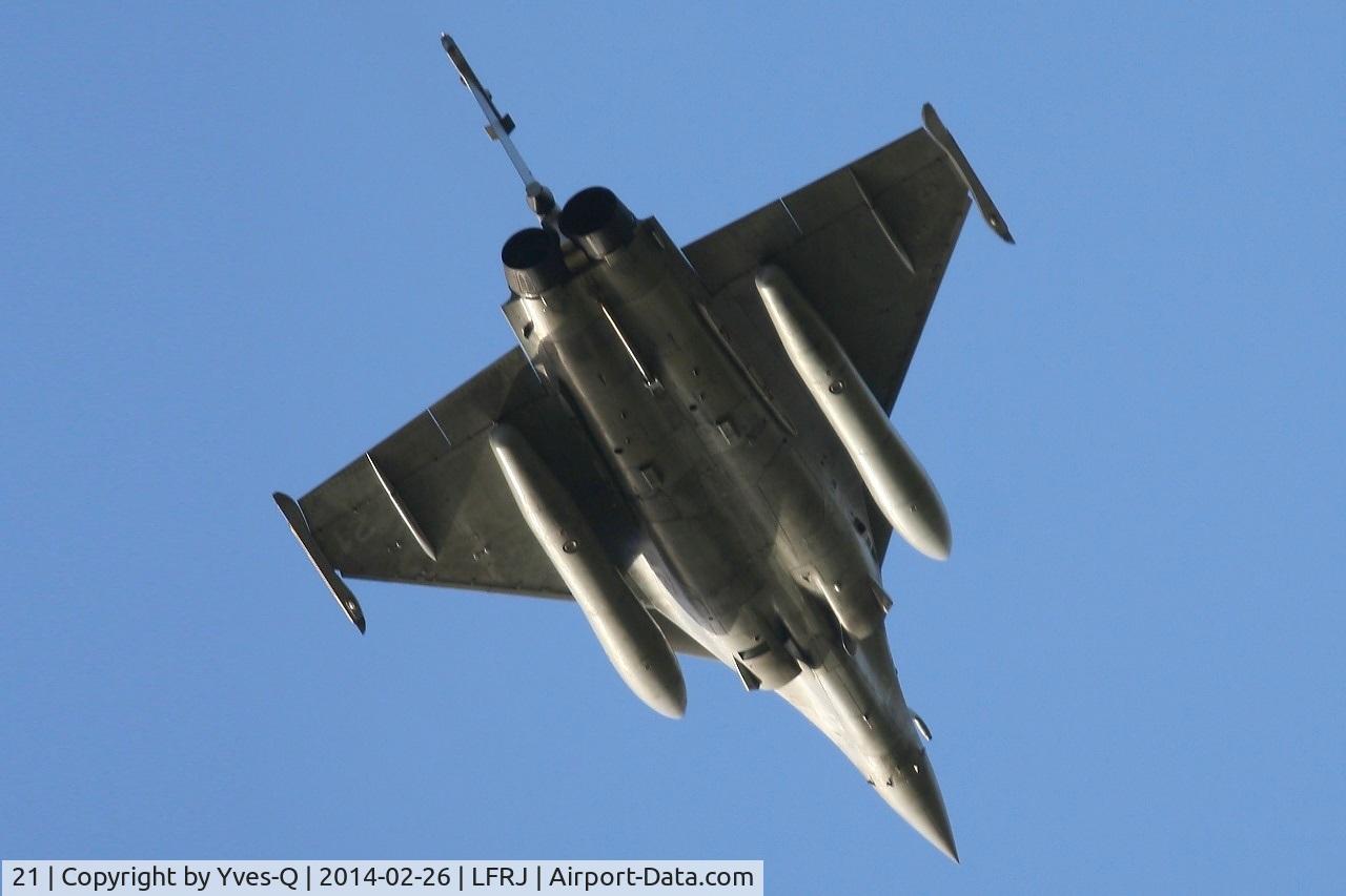 21, Dassault Rafale M C/N 21, Dassault Rafale M, Pattern turn landing rwy 26, Landivisiau Naval Air Base (LFRJ)
