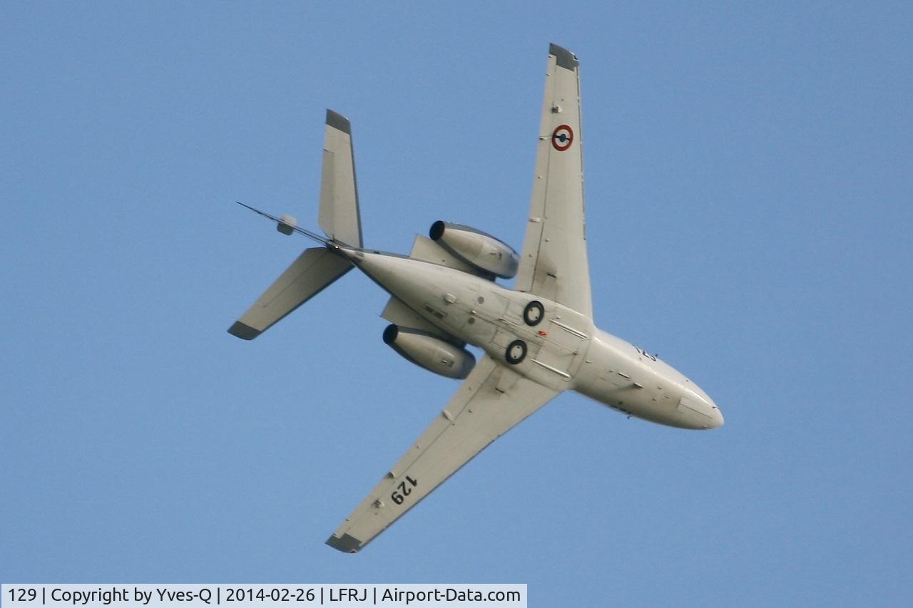 129, 1978 Dassault Falcon 10MER C/N 129, French Naval Aviation Dassault Falcon 10MER, Pattern turn landing rwy 26, Landivisiau Naval Air Base (LFRJ)