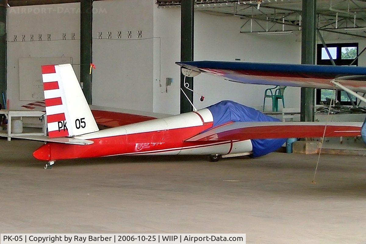 PK-05, Schweizer SGS 1-26E C/N 538, Schweizer SGS-1-26E [538] Jakarta-Pondok Cabe~PK 25/10/2006