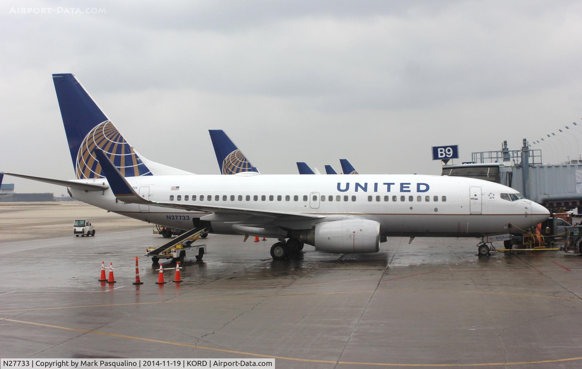 N27733, 1999 Boeing 737-724 C/N 28800, Boeing 737-700