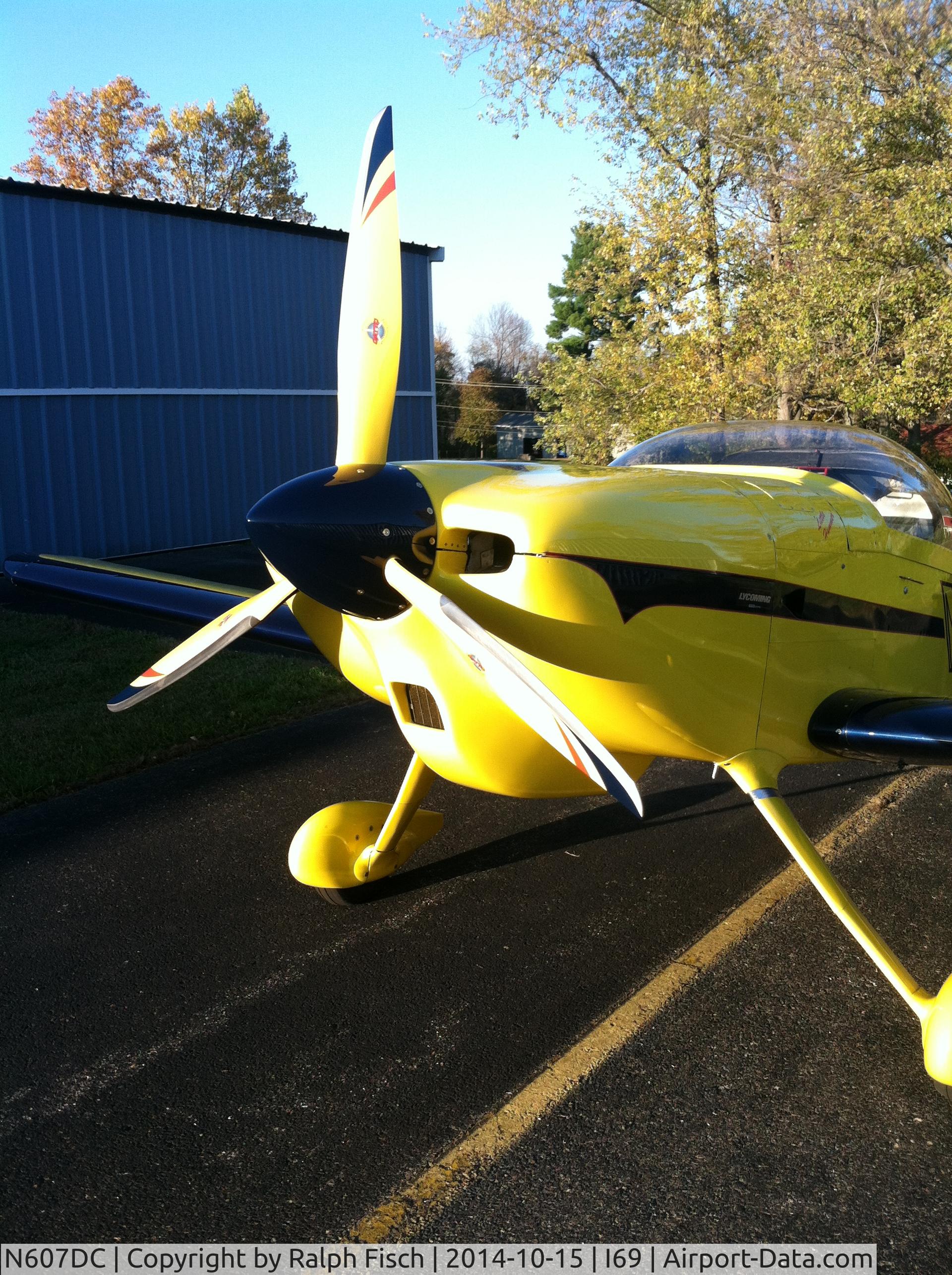 N607DC, 1991 Vans RV-6 C/N 20007, New Catto 3 bladed prop for Lil Hummer Oct 2014.