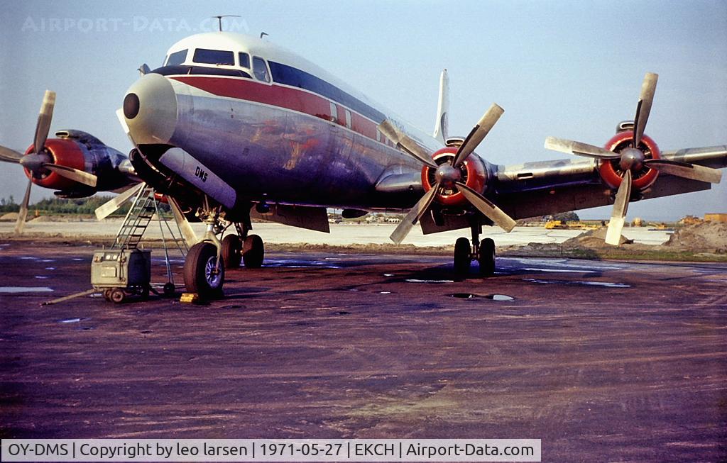 OY-DMS, 1954 Douglas DC-7 C/N 44139, Copenhagen 27.5.71