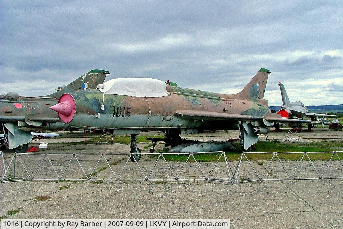 1016, Sukhoi Su-7UM Moujik C/N 1016, Sukhoi Su-7UM [1016] (Czech Air Force) Vyskov~OK 09/09/2007