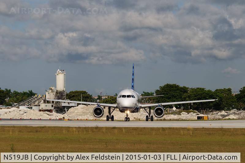 N519JB, 2001 Airbus A320-232 C/N 1398, Ft. Lauderdale