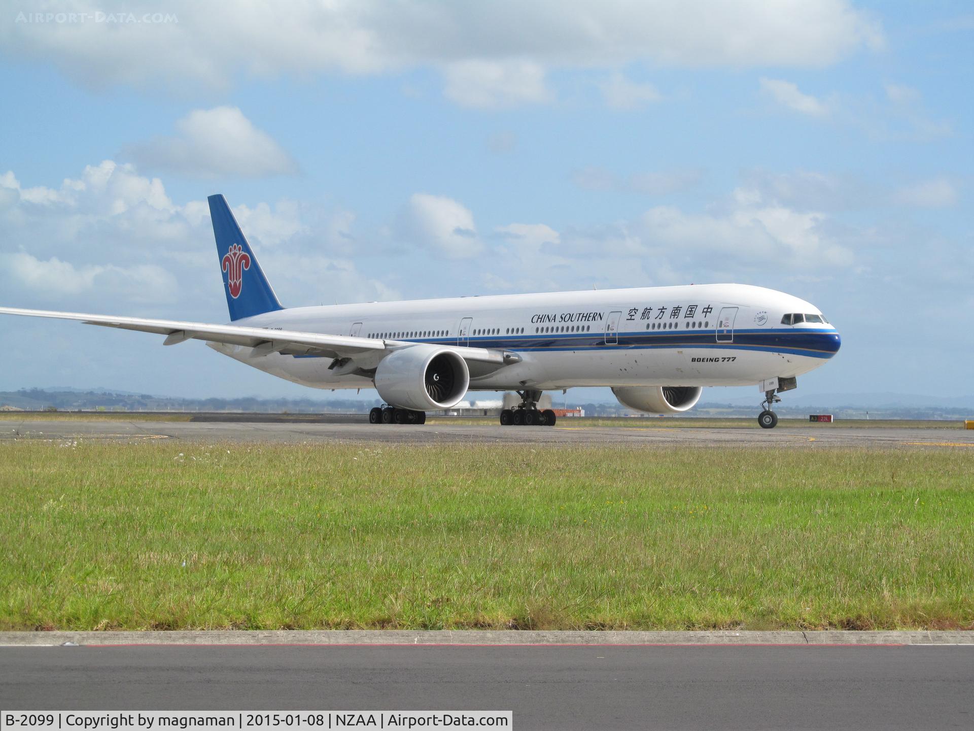 B-2099, 2014 Boeing 777-31B/ER C/N 43219, turning off runway