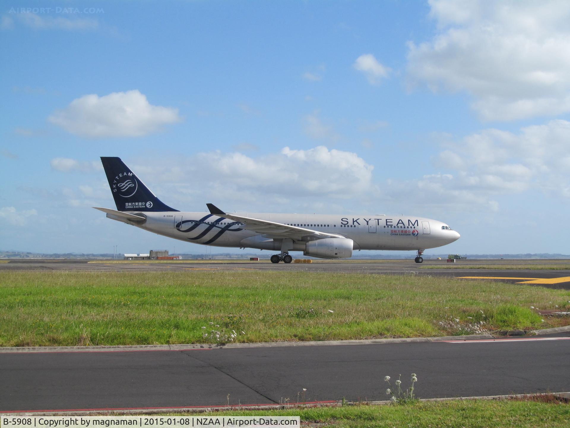 B-5908, 2012 Airbus A330-243 C/N 1372, taxying to stand