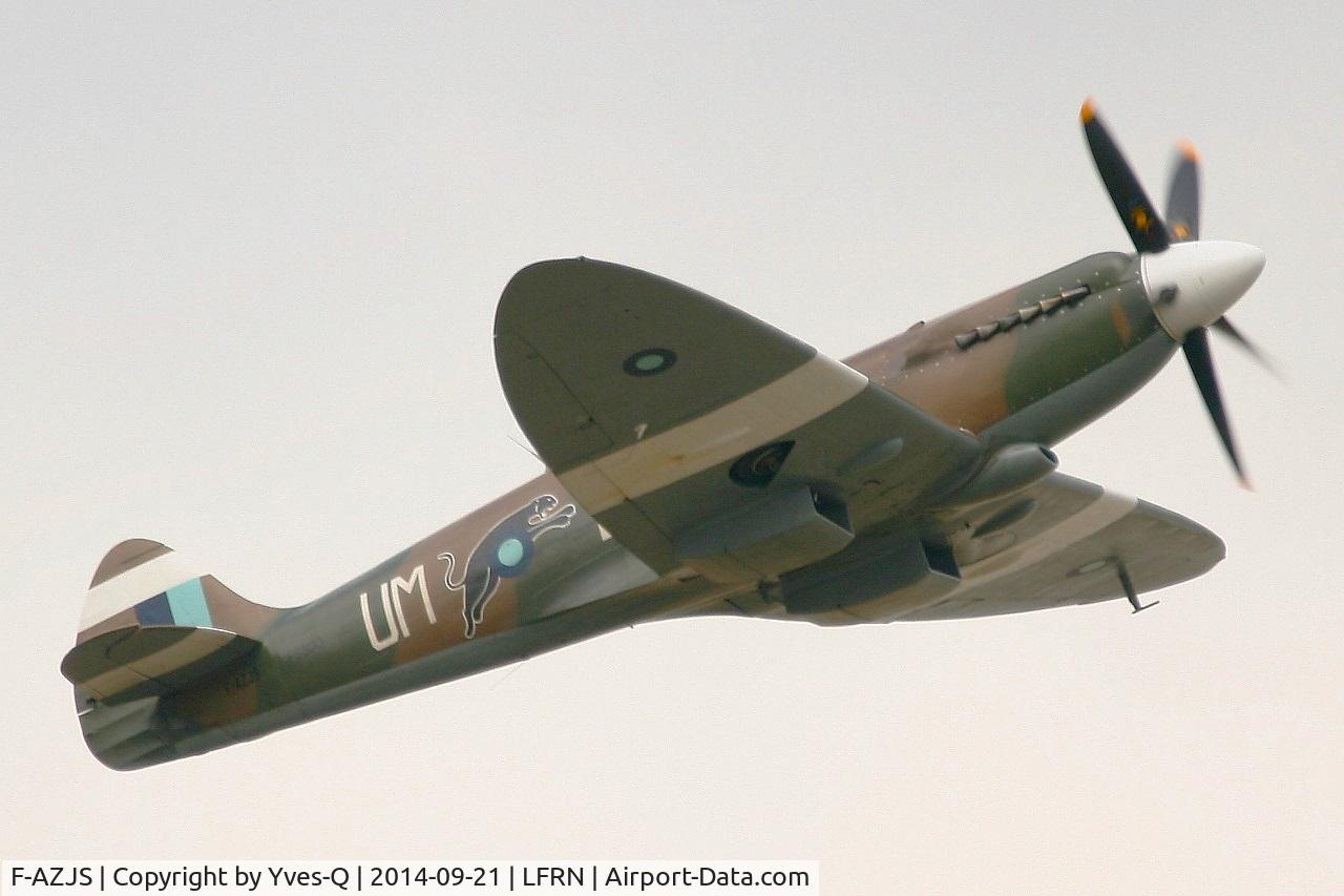 F-AZJS, 1944 Supermarine 389 Spitfire PR.XIX C/N 6S/585110, Supermarine 389 Spitfire PR XIX, On display, Rennes-St Jacques airport (LFRN-RNS) Air show 2014
