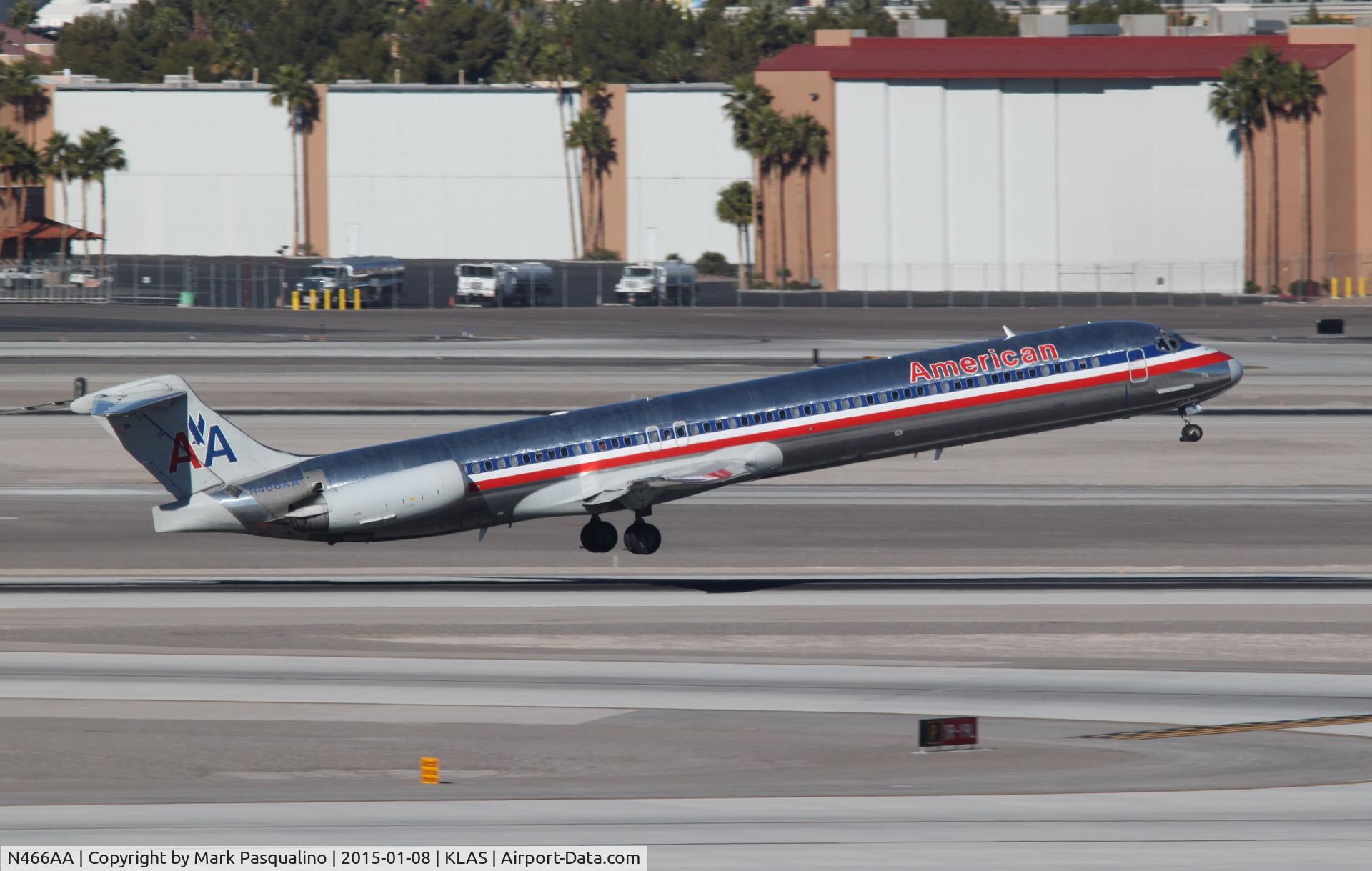 N466AA, 1988 McDonnell Douglas MD-82 (DC-9-82) C/N 49596, MD-82