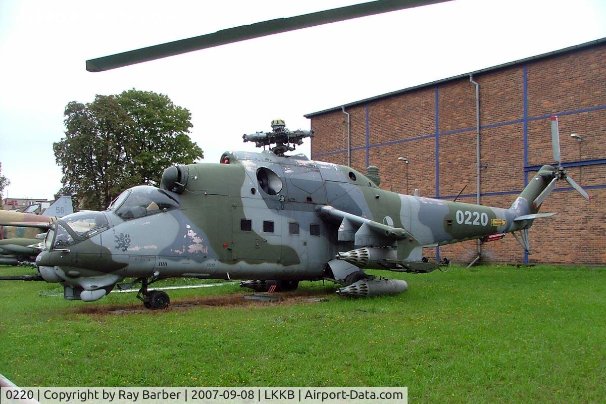 0220, 1982 Mil Mi-24D Hind D C/N M340220, Mil Mi-24D Hind [M340220] Prague-Kbely~OK 08/09/2007