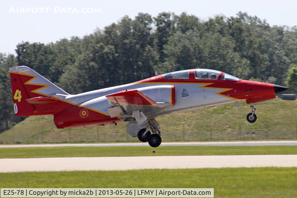E25-78, CASA C-101EB Aviojet C/N EB01-78-086, Take off