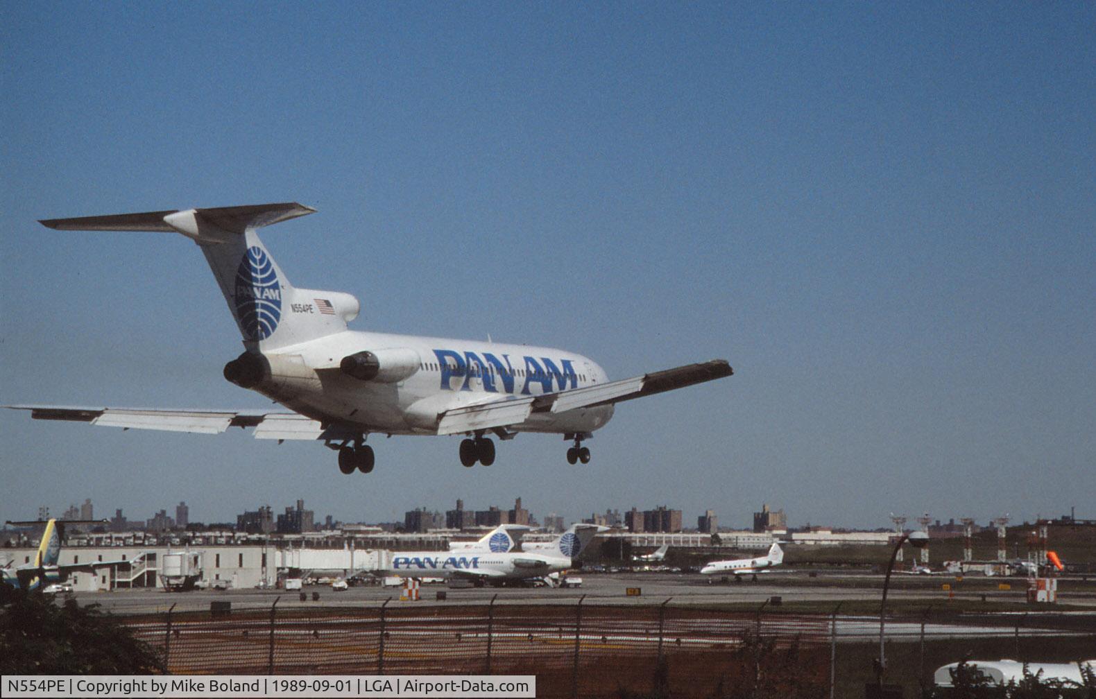 N554PE, 1973 Boeing 727-227 C/N 20775, Pan Am 727 N554PE Clipper Mohawk at LGA Sept 1989. The 'PE' refers to its history with People Express.