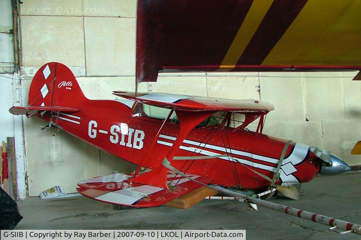 G-SIIB, Aviat Pitts S-2B Special C/N 5218, Christen S-2B Special [5218] Olomouc~OK 10/09/2007. Stored here after accident. Now registered OK-PTS.