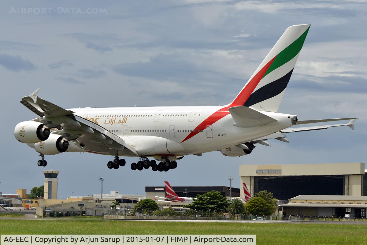 A6-EEC, 2012 Airbus A380-861 C/N 110, Daily morning arrival of EK701 from Dubai over rwy 14 at Plaisance.