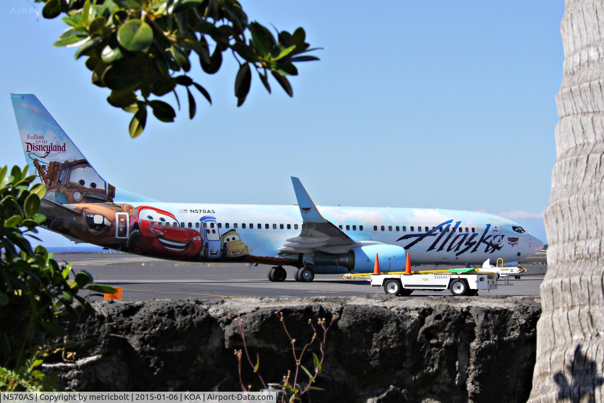 N570AS, 2007 Boeing 737-890 C/N 35185, At Kona