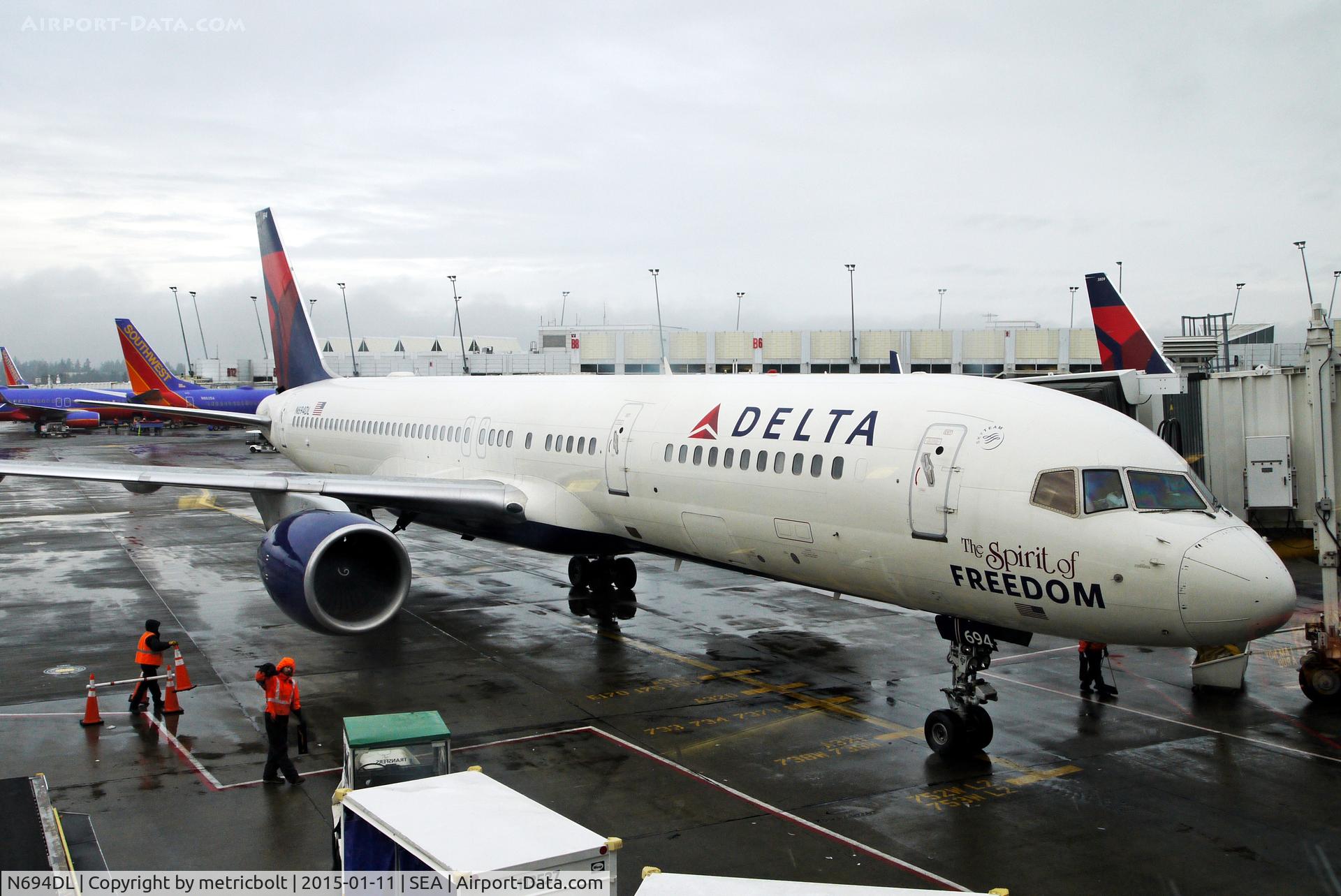 N694DL, 1998 Boeing 757-232 C/N 29726, 