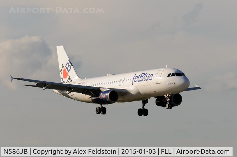 N586JB, 2004 Airbus A320-232 C/N 2160, Ft. Lauderdale