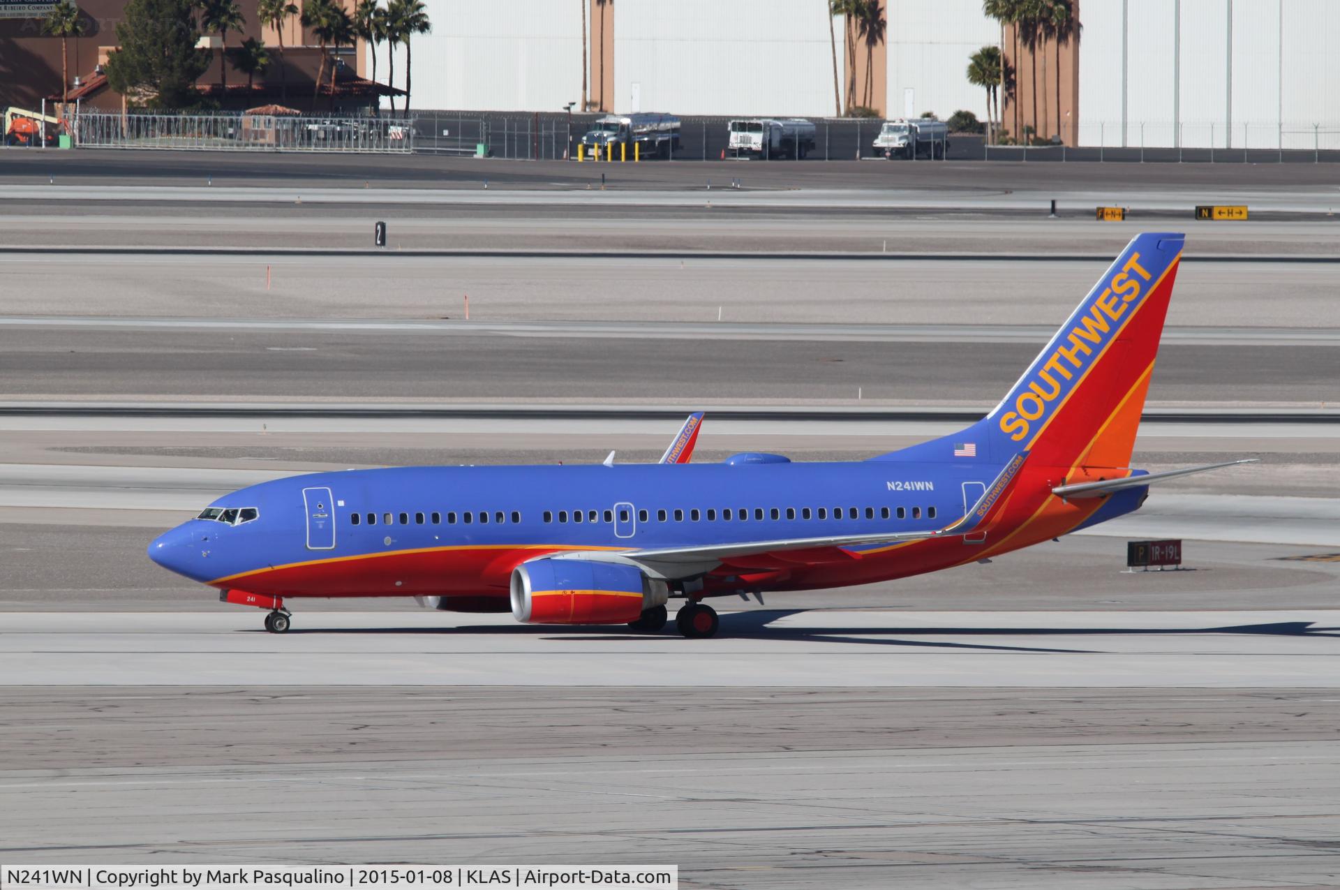 N241WN, 2006 Boeing 737-7H4 C/N 32504, Boeing 737-700