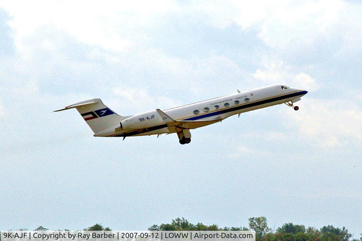 9K-AJF, 1999 Gulfstream Aerospace G-V Gulfstream V C/N 573, Gulfstream G5 [573] (Kuwait Airways) Vienna-Schwechat~OE 12/09/2007