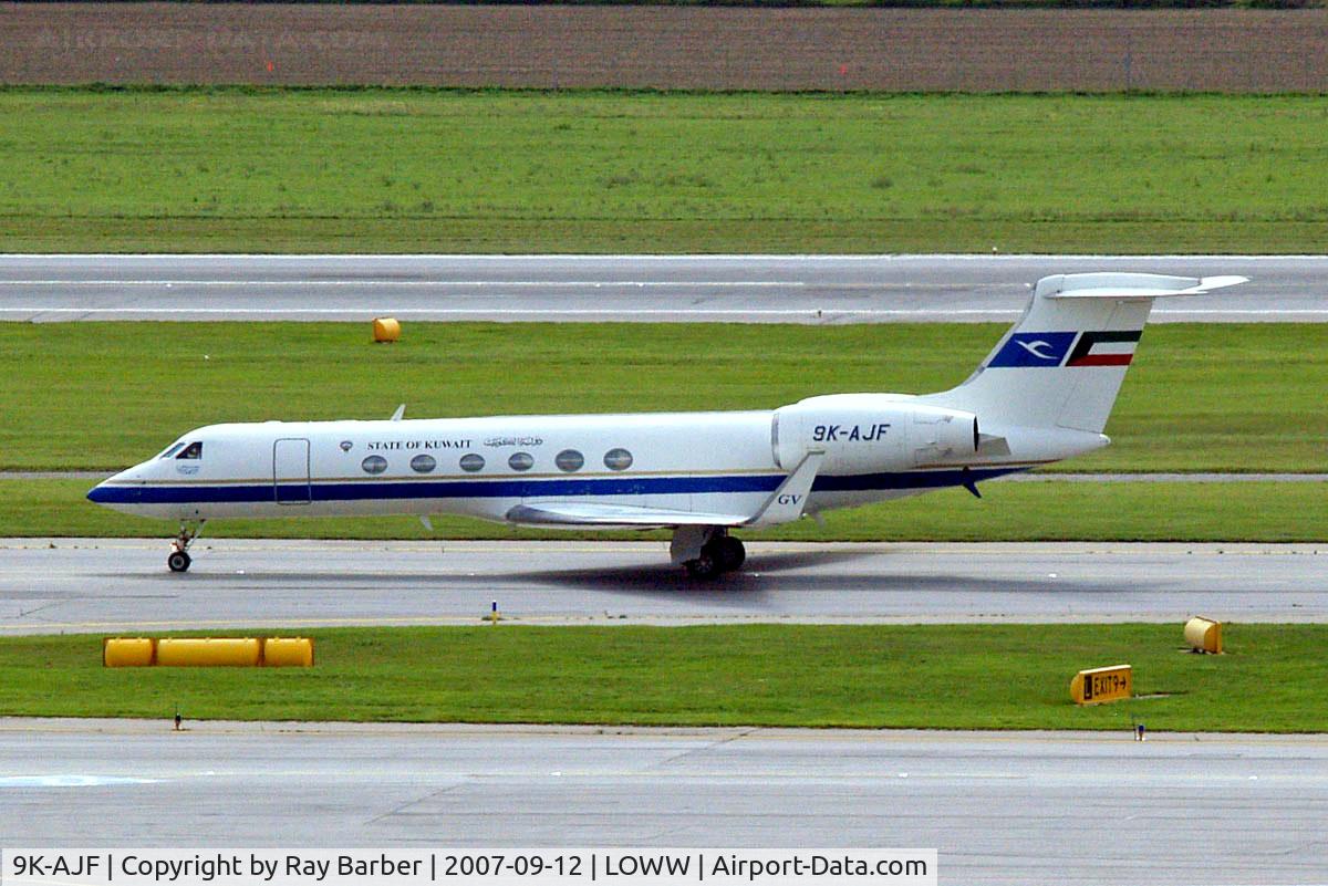 9K-AJF, 1999 Gulfstream Aerospace G-V Gulfstream V C/N 573, Gulfstream G5 [573] (Kuwait Airways) Vienna-Schwechat~OE 12/09/2007