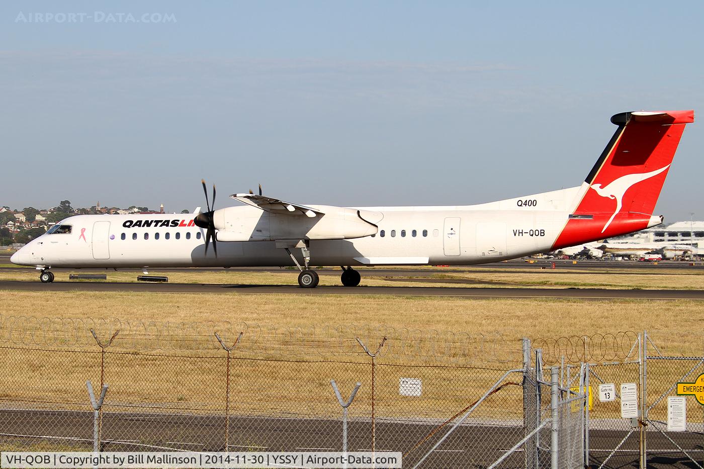 VH-QOB, 2005 De Havilland Canada DHC-8-402Q Dash 8 C/N 4116, TAXI TO 34R